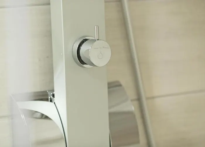 Laurea Πανσιόν Σπλιτ