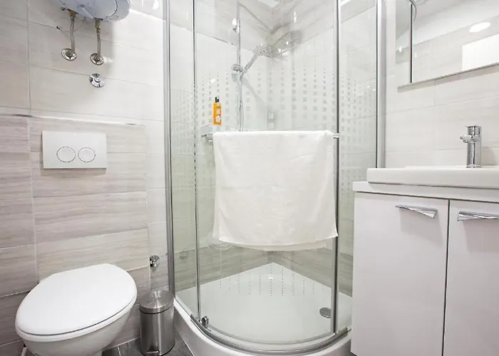 Πανσιόν Laurea 3*